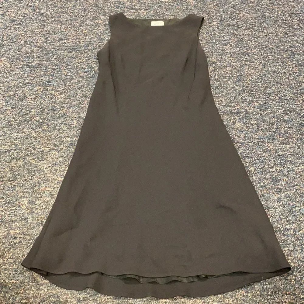 Ann Taylor Loft Black Shift dress sz. 4 petite